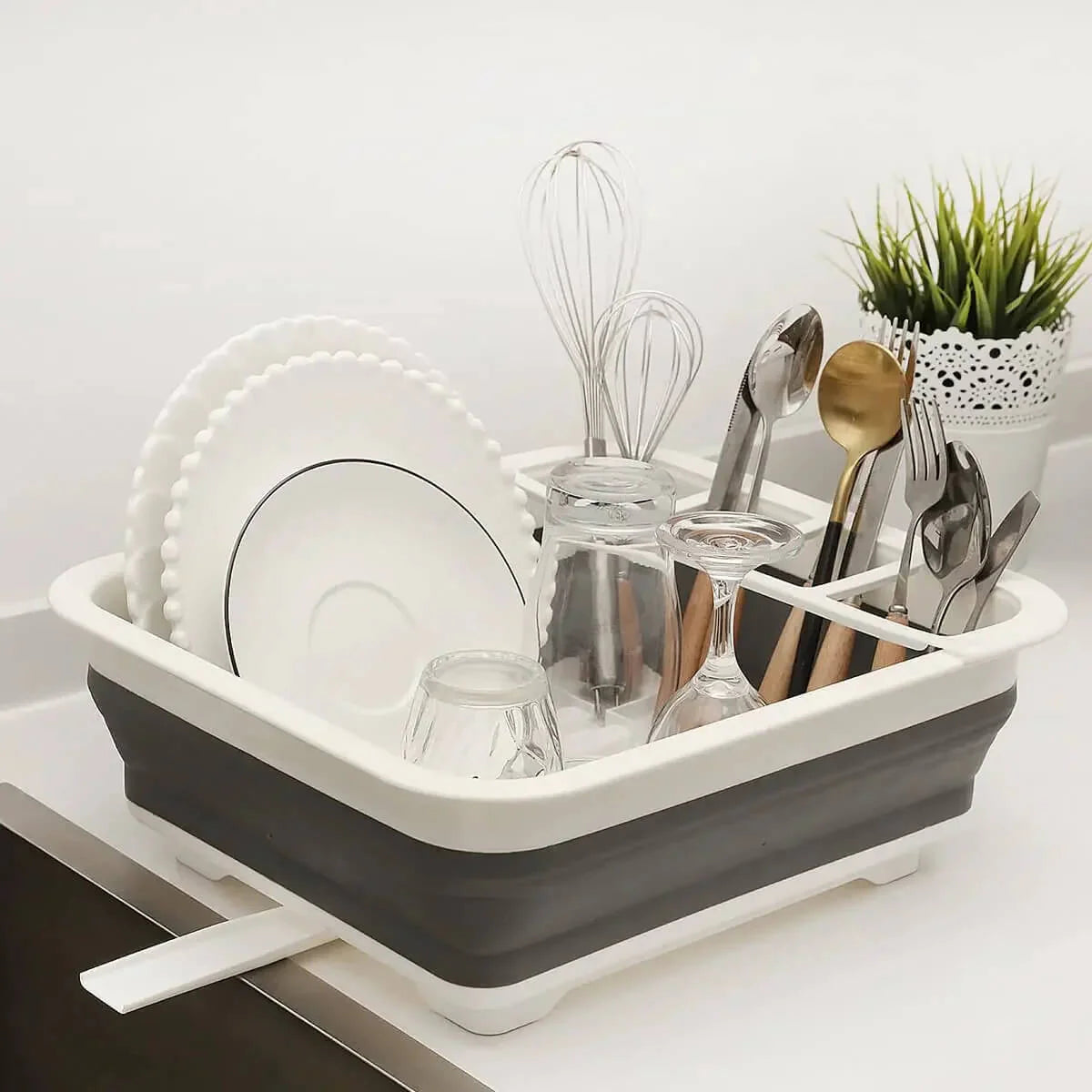 HomelyCuisine™ Rack: Compact and Foldable for Easy Storage